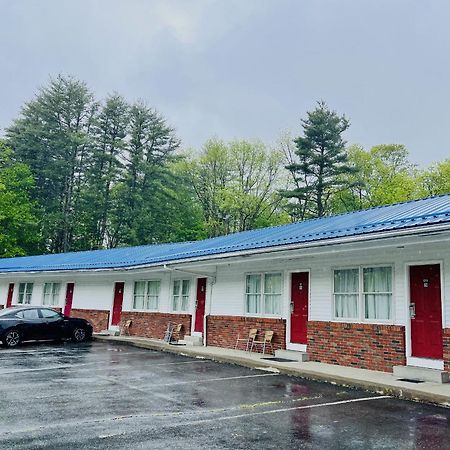 Economy Lodge 682 Main St Sturbridge Eksteriør bilde