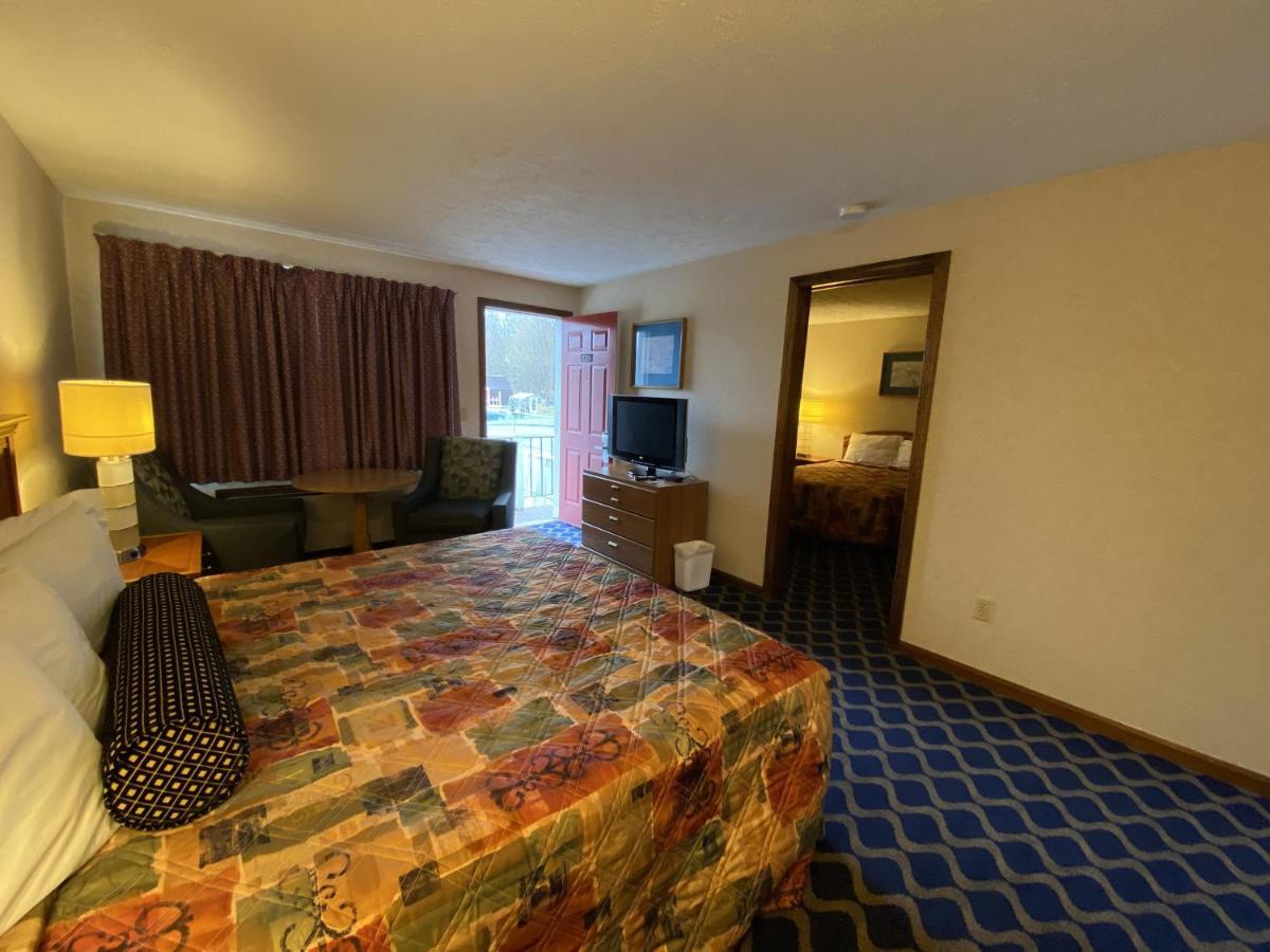Economy Lodge 682 Main St Sturbridge Eksteriør bilde