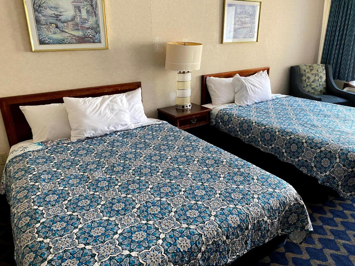 Economy Lodge 682 Main St Sturbridge Eksteriør bilde